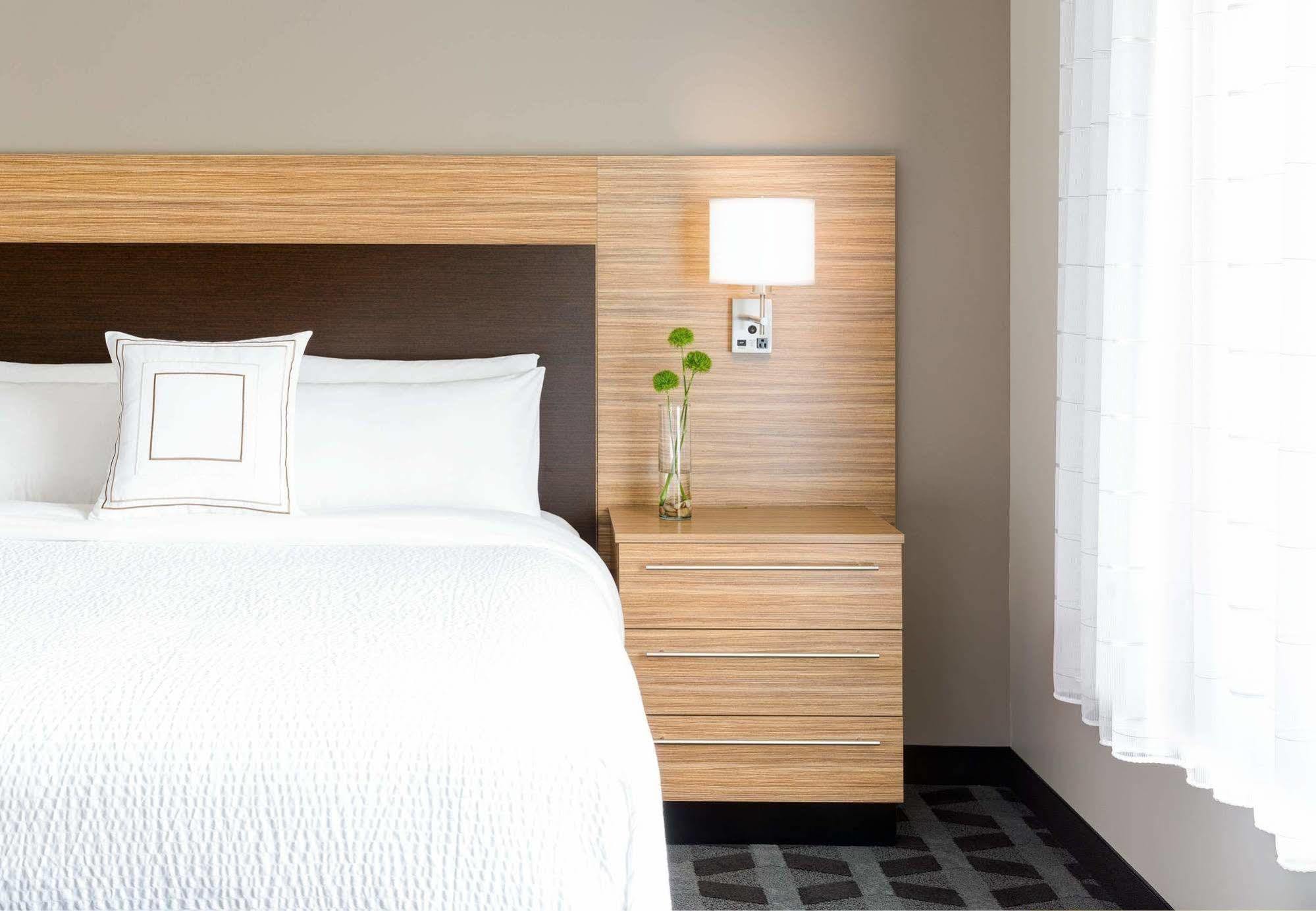 Towneplace Suites By Marriott San Mateo Foster City Eksteriør bilde